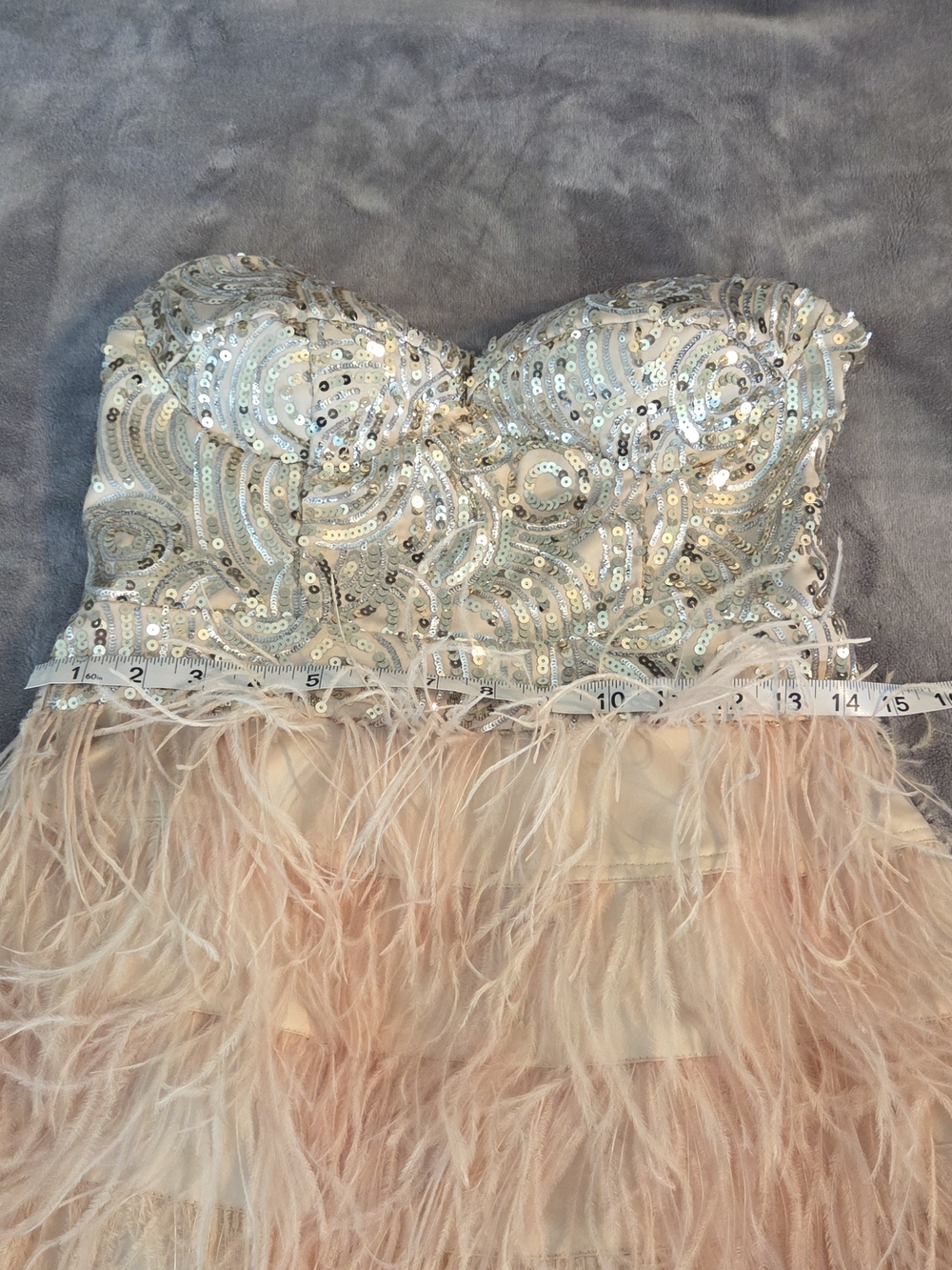 Vintage bebe Silver/Gold Sequin Bodice with Blush Feather Mini Dress. Medium - Picture 4 of 11